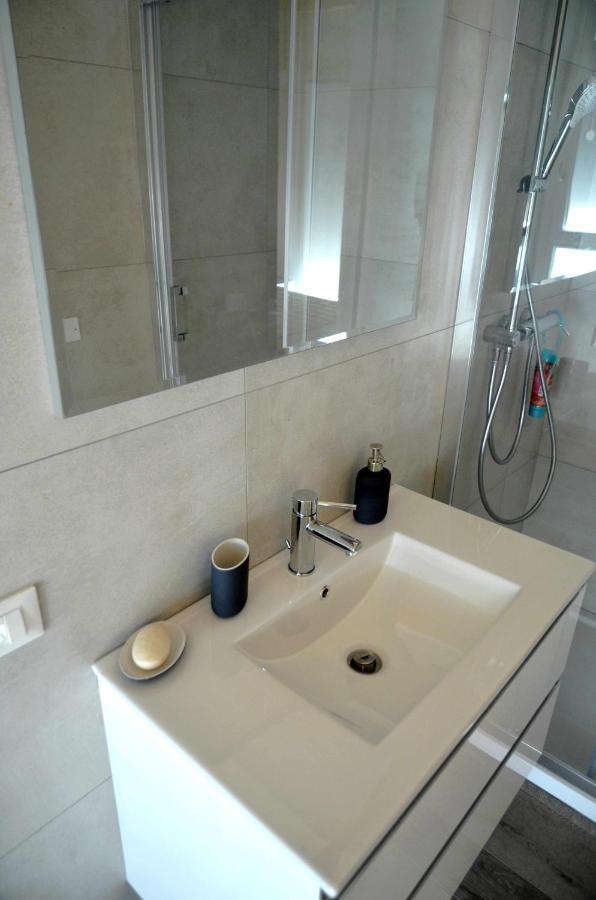 Al Leone Di San Marco Luxury & Relax Apartment Noale Luaran gambar