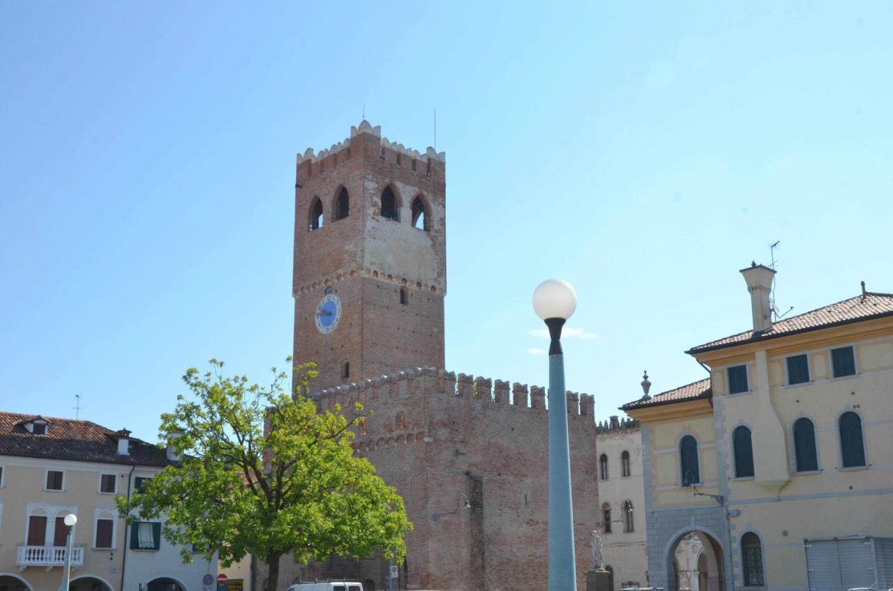 Al Leone Di San Marco Luxury & Relax Apartment Noale Luaran gambar